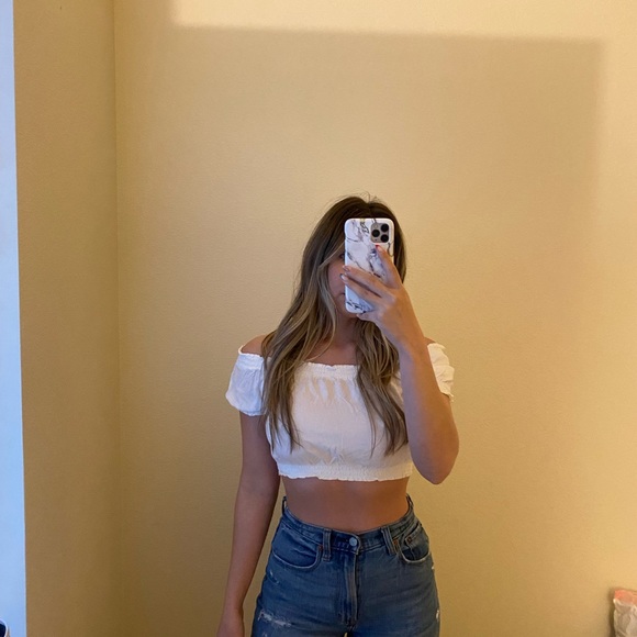 H&M Tops - White crop top off the shoulder